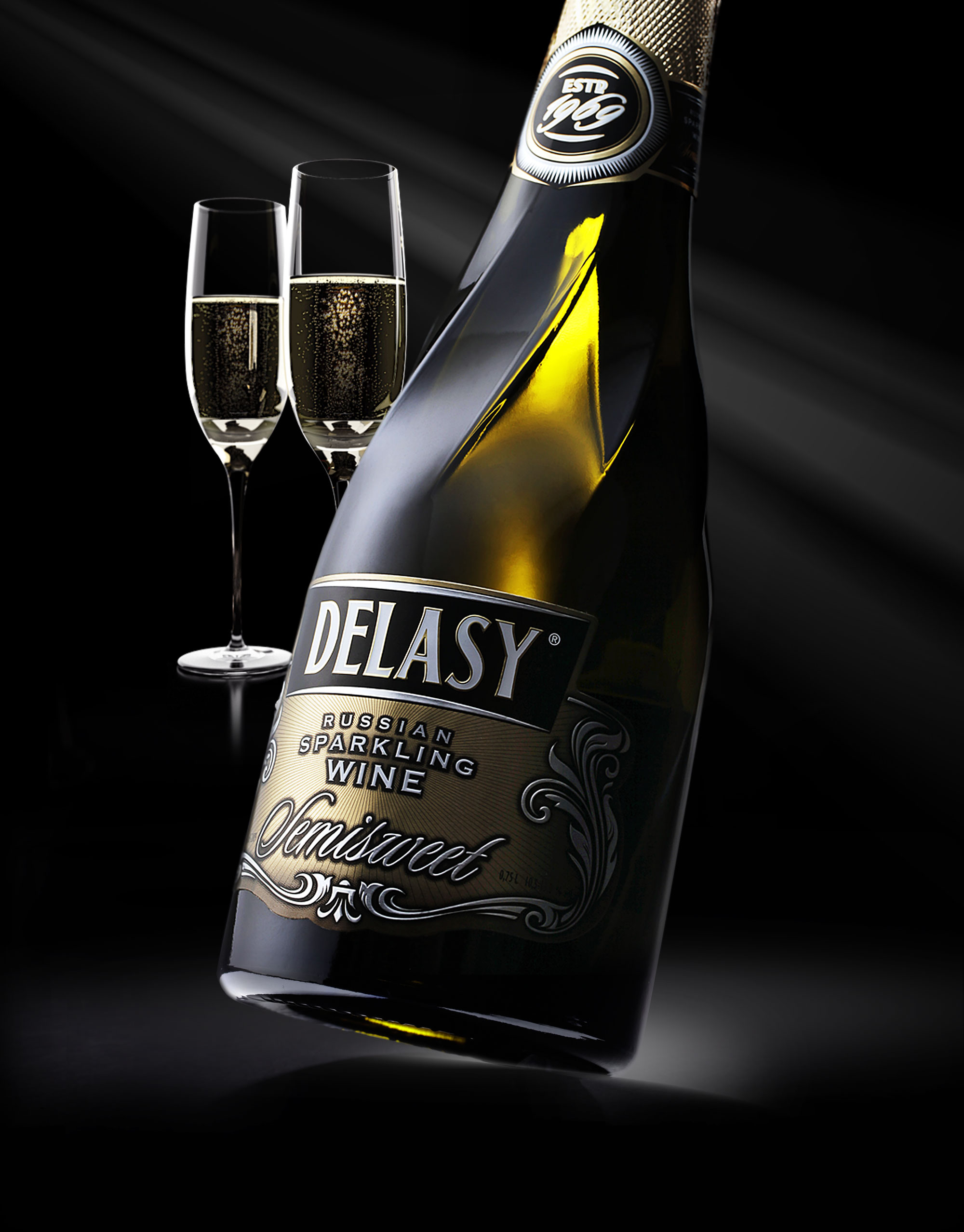https://soldis.ru/wp-content/uploads/2022/04/Delasy-Champagne-hero-01.jpg